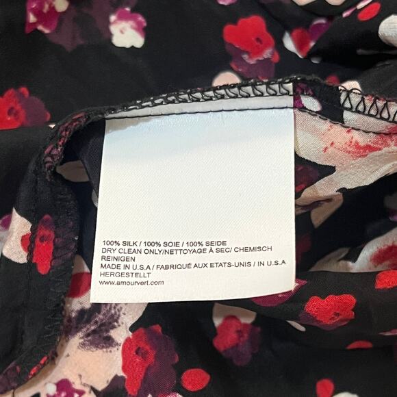 Amour Vert (M) Leeron Silk Floral Mini Skirt - Flowy Zip Closure Thin Waistband - Picture 9 of 11